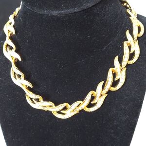 Elizabeth Taylor Necklace Signed "Eternal Flame" Design in Gift‎ Box Authentic